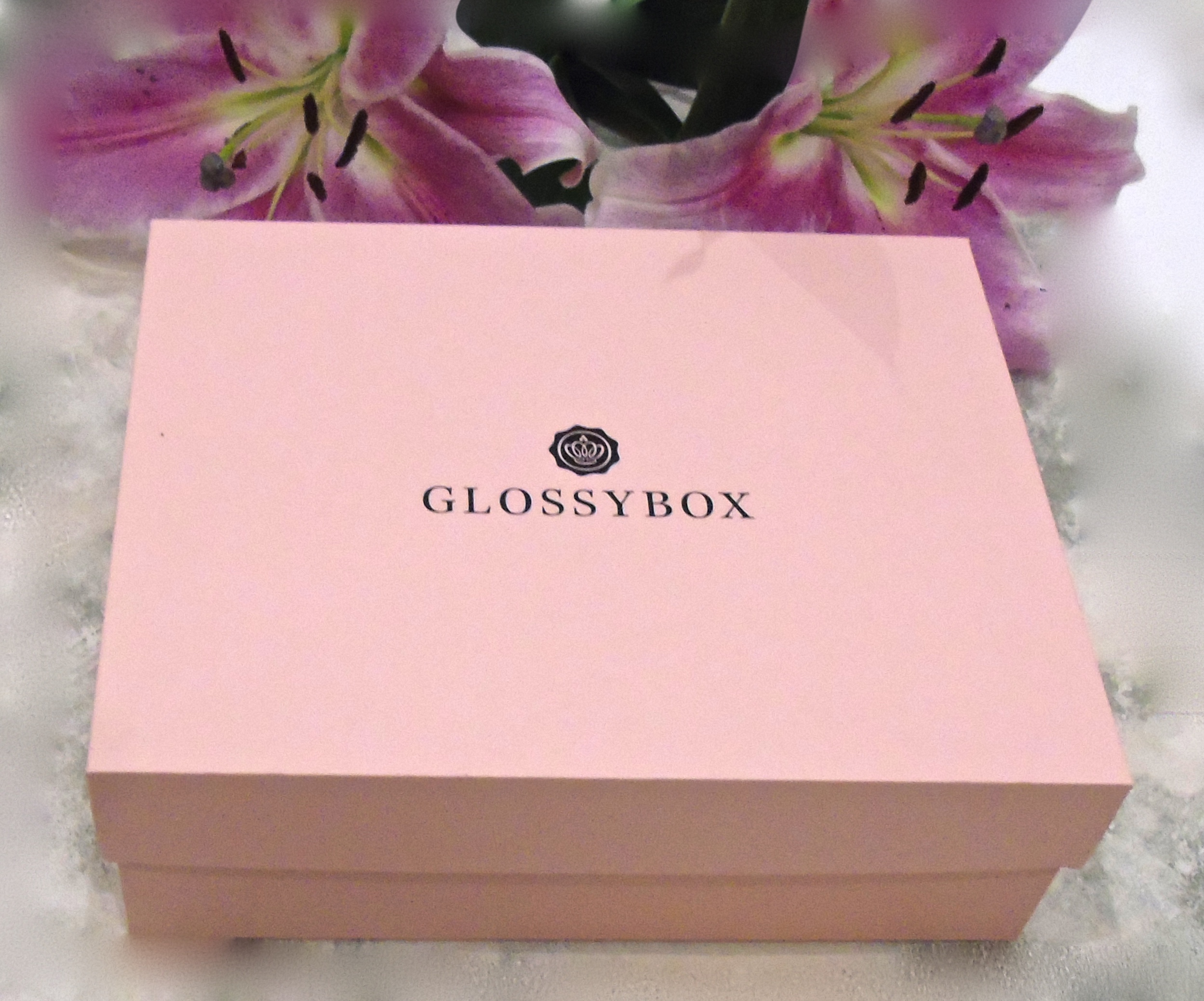Glossybox Subscription April 2018 Contents