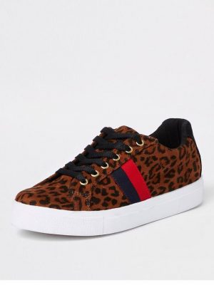 leopard print pumps