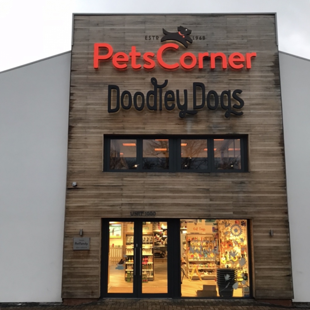 Doodley Dogs in Crawley front of the store image