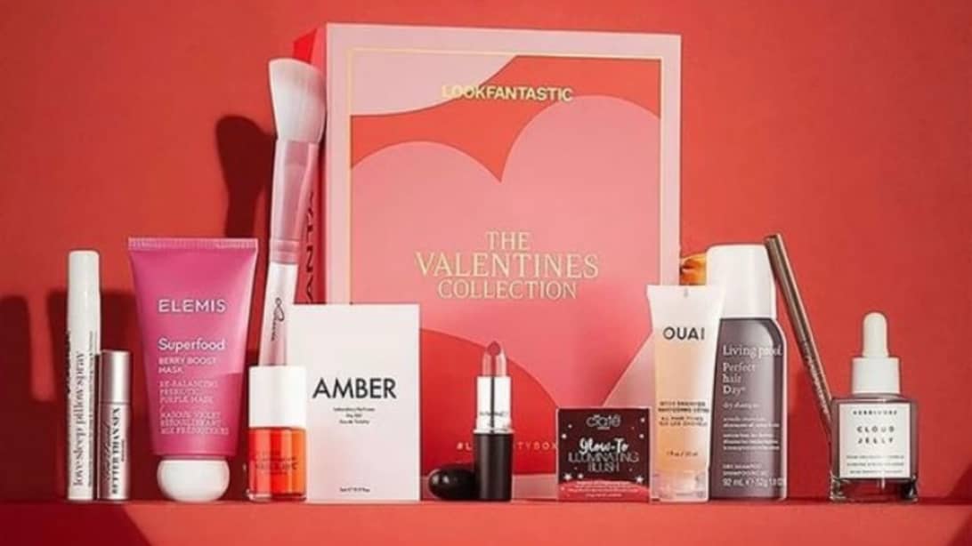 Lookfantastic The Valentines Day beauty box 2022 contents