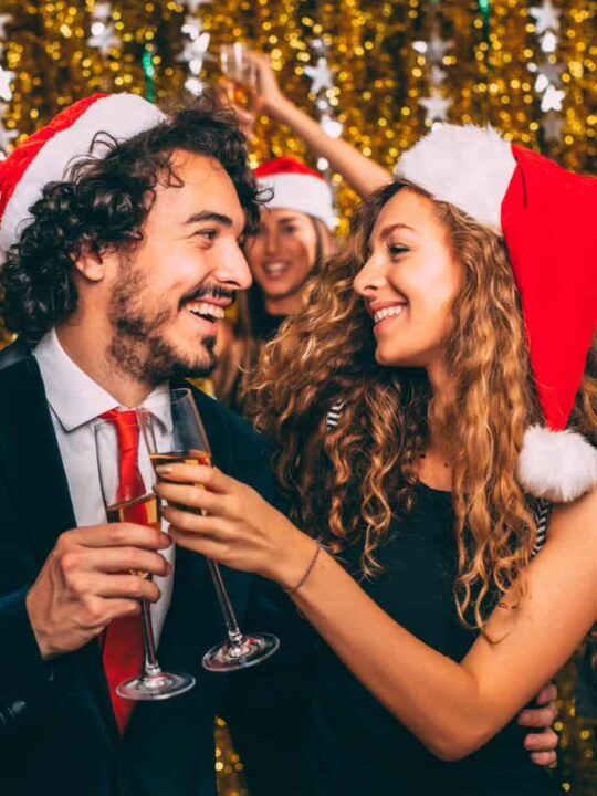 A Step by Step Guide For Planning A Christmas Party At Home