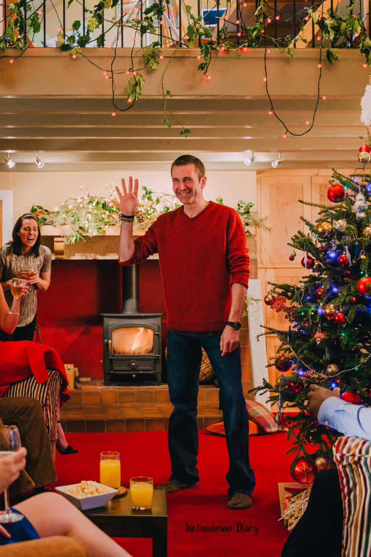 festive party games