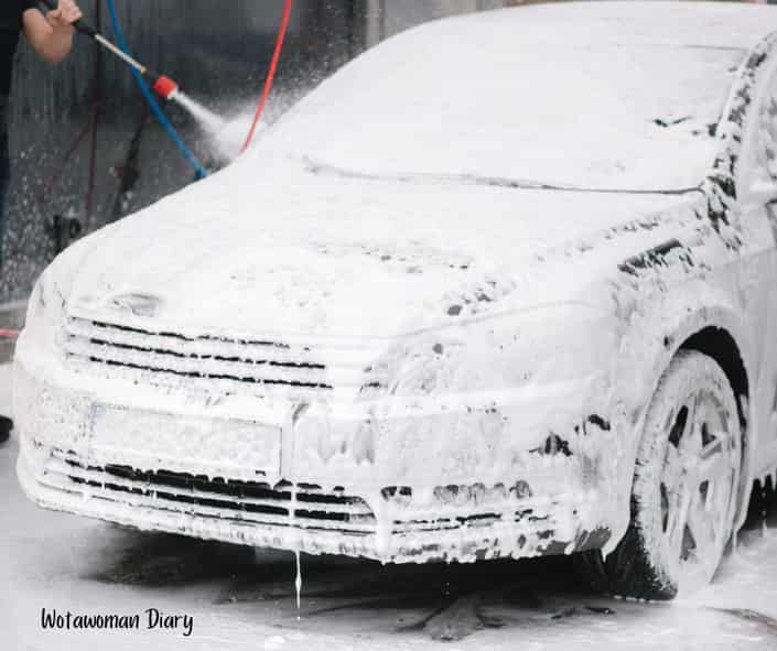jet washing a car